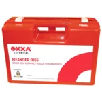 OXXA Meander 0155 BHV HACCP verbanddoos met wandhouder – witte koffer met rood label, 32×22×12,5 cm.